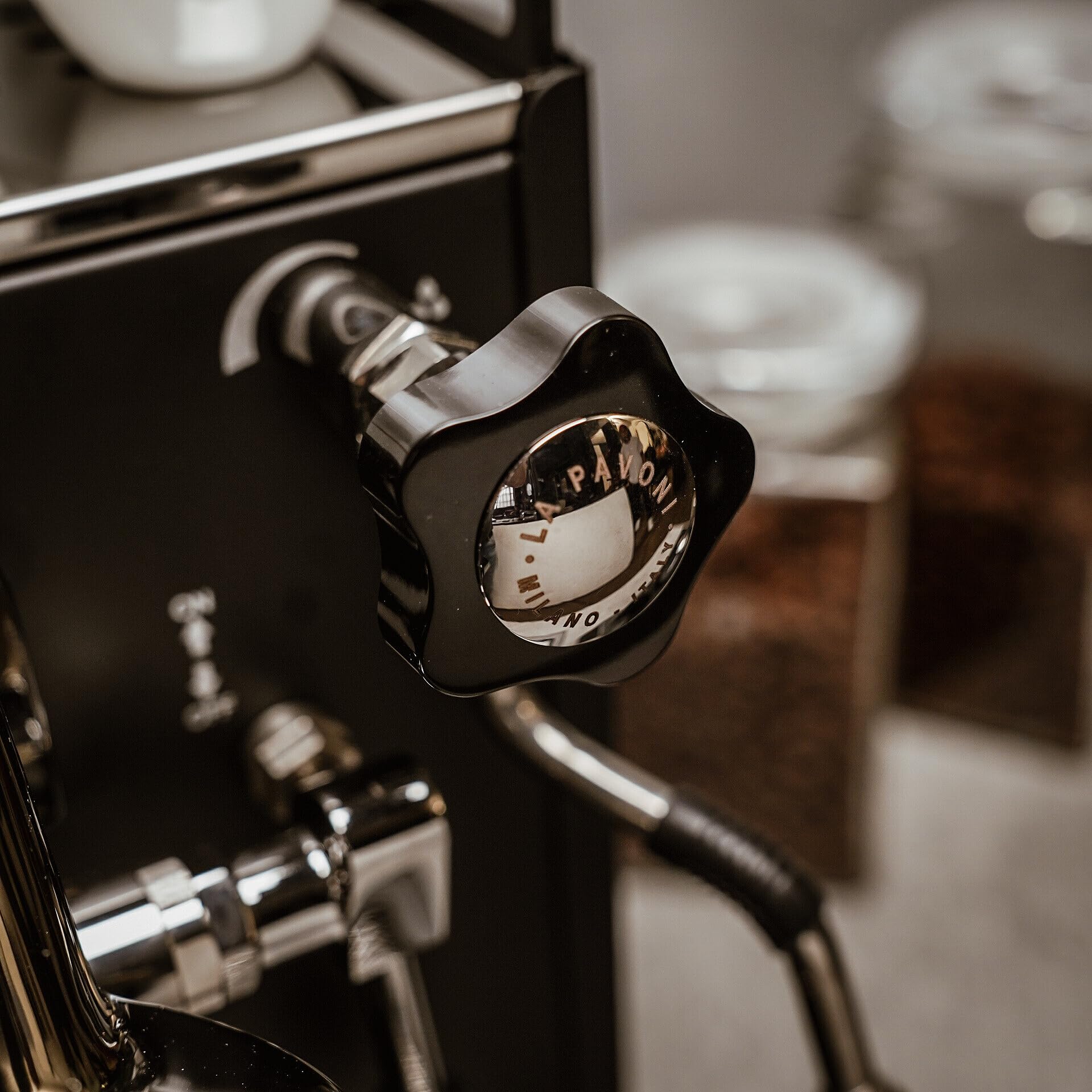 la-pavoni-new-cellini-classic-lpsccb01eu-macchina-espresso-semi-professionale-ac image 4