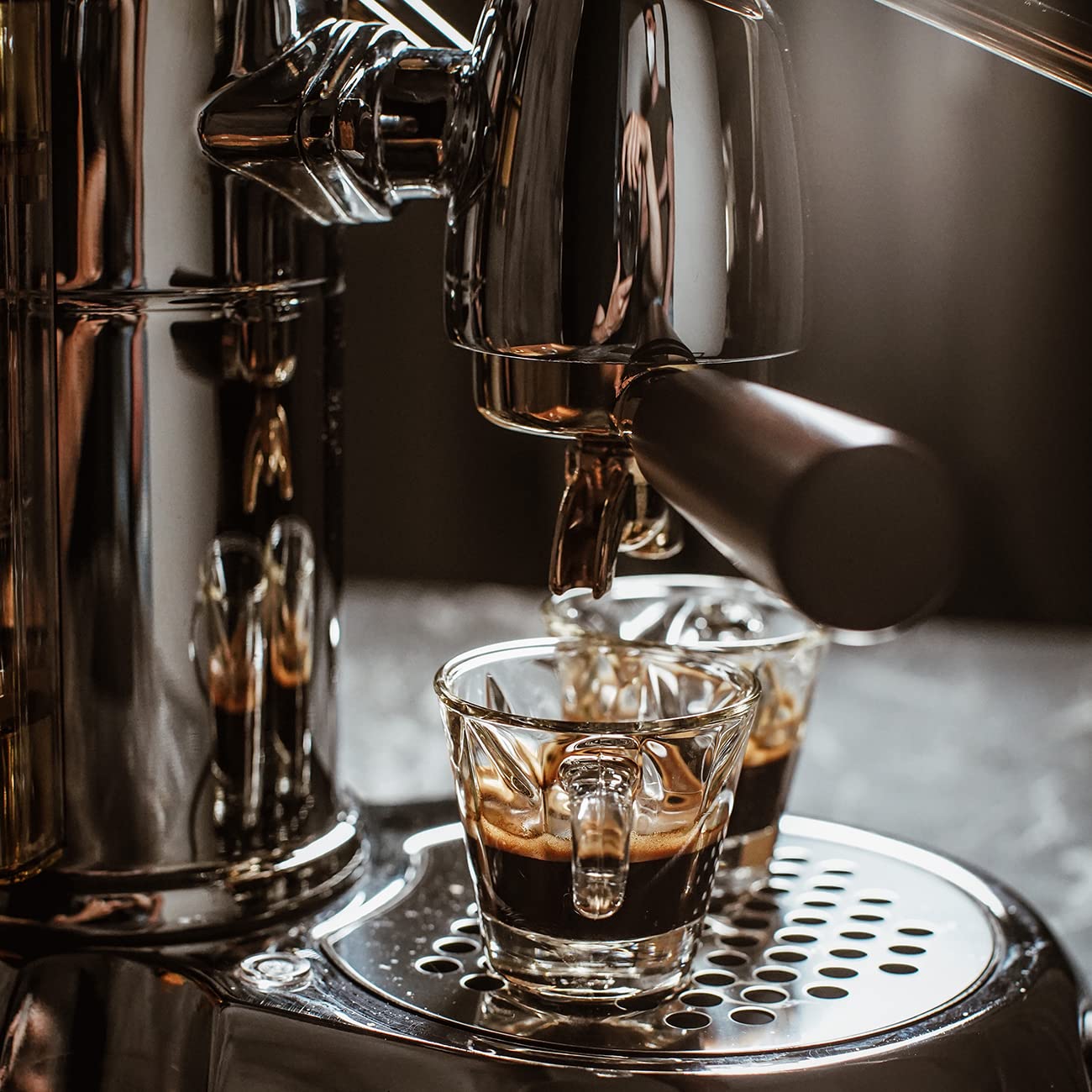 la-pavoni-expo-2015-lplexp01eu-macchina-espresso-a-leva-chrome-oro image 7