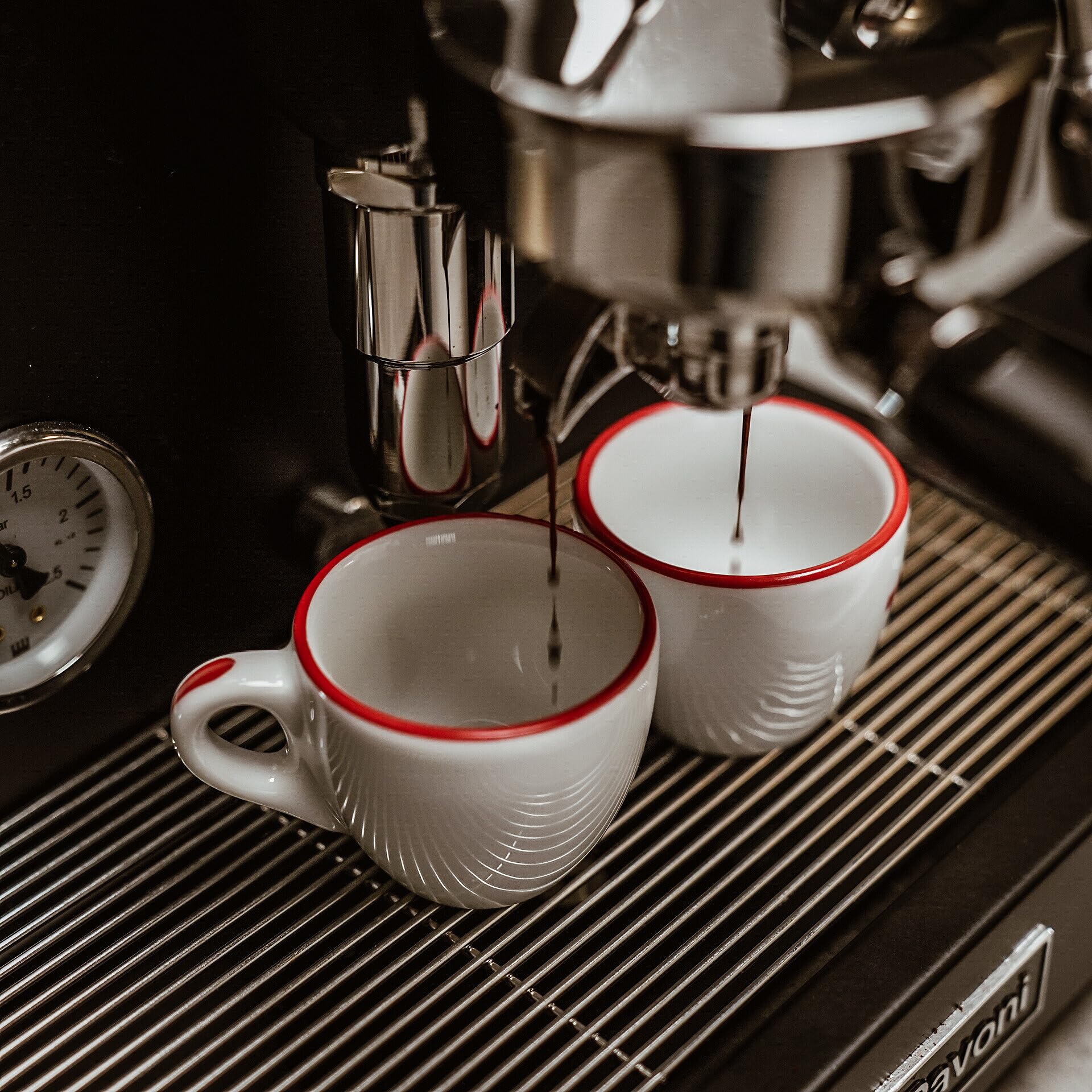 la-pavoni-new-cellini-classic-lpsccb01eu-macchina-espresso-semi-professionale-ac image 8
